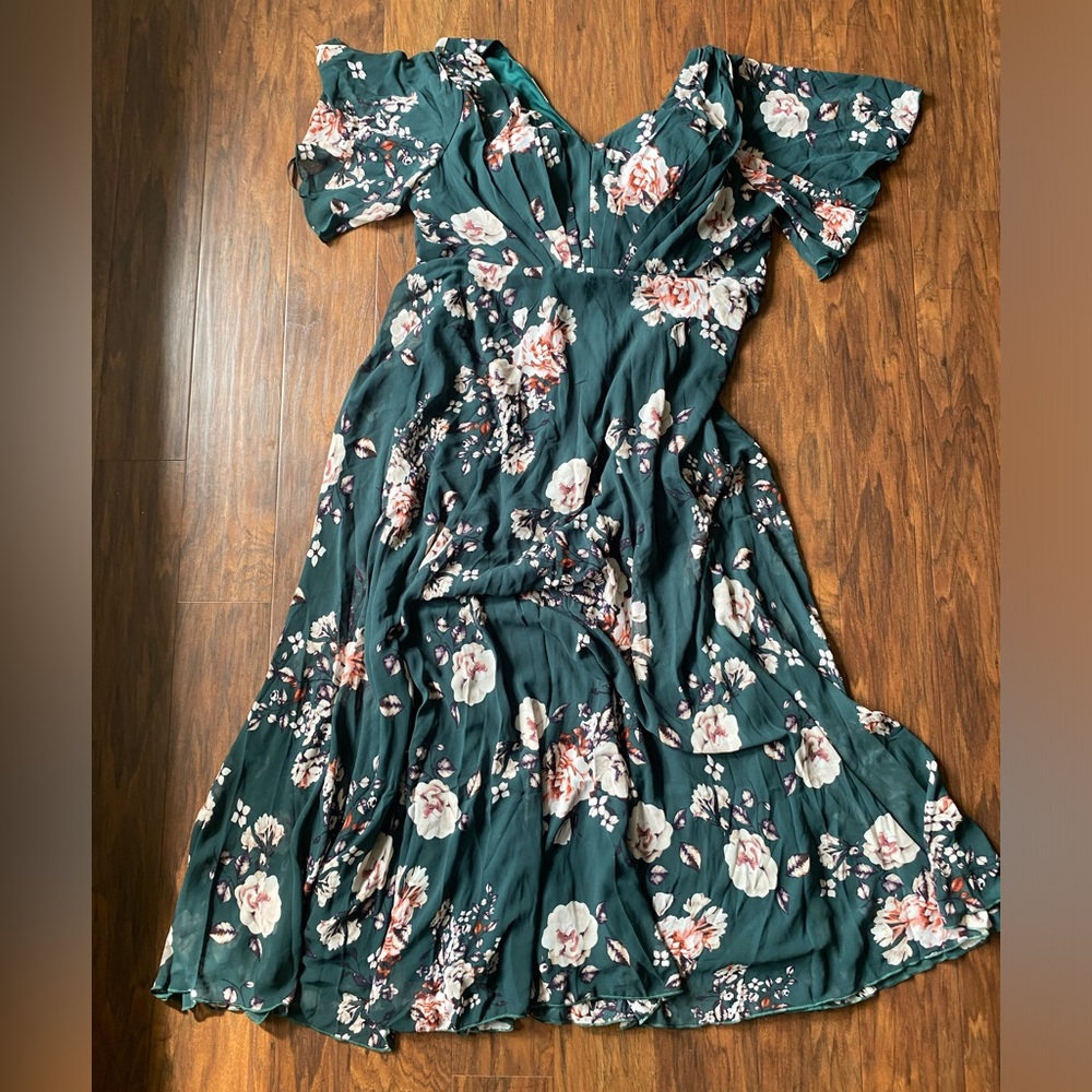 Floral Padded SHEIN Curve Dress